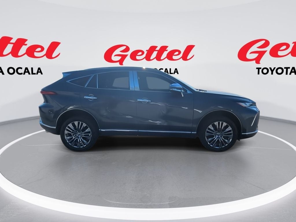 2023 Toyota Venza XLE