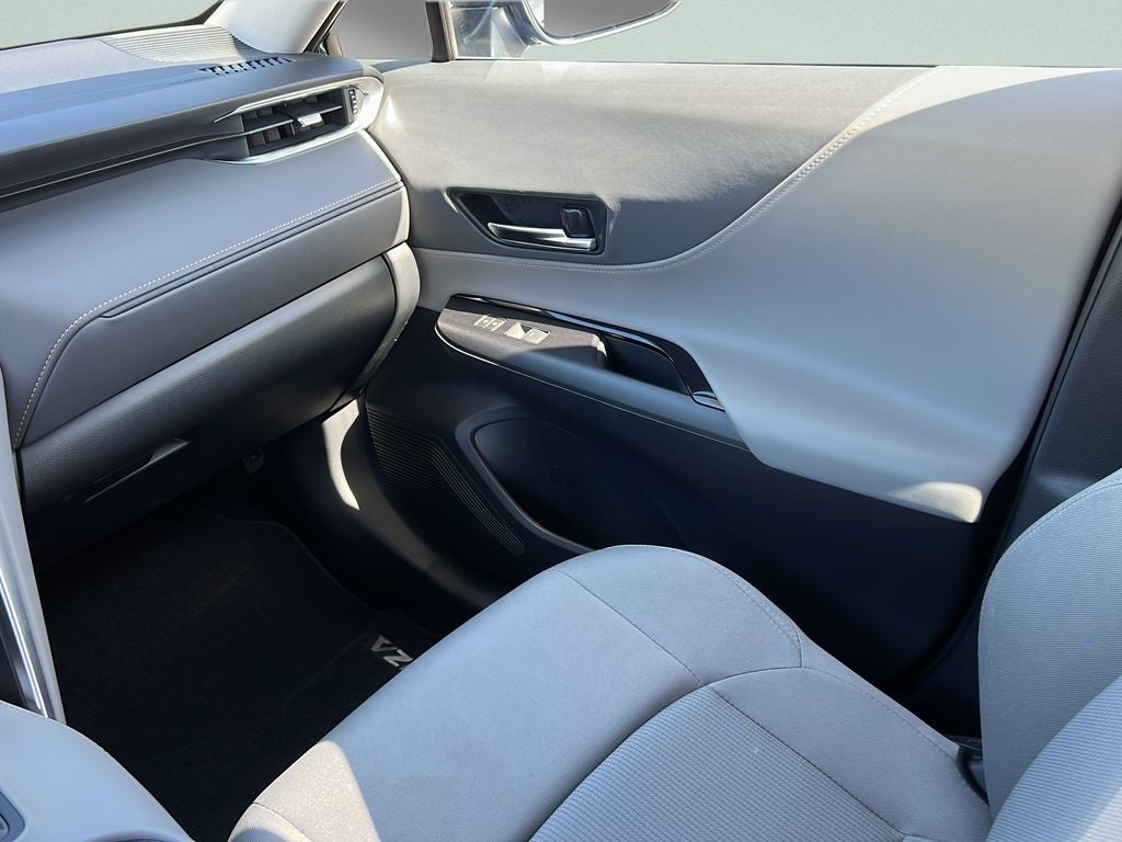 2024 Toyota Venza LE