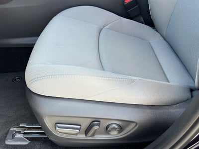 2024 Toyota Venza LE