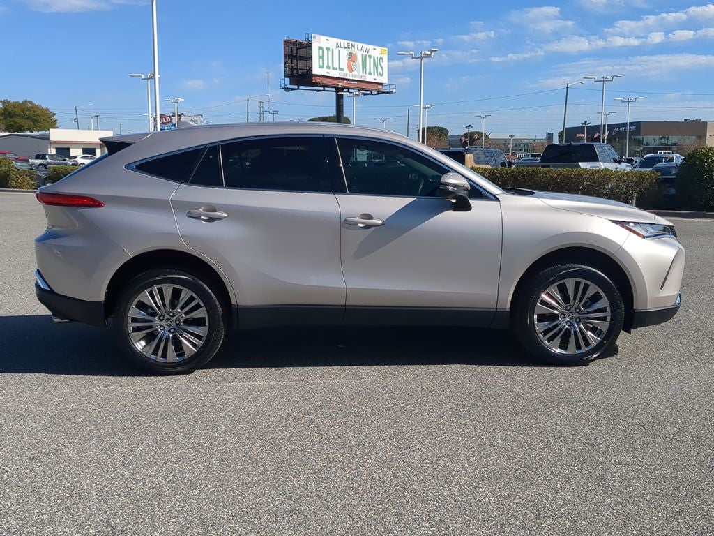 2023 Toyota Venza LE