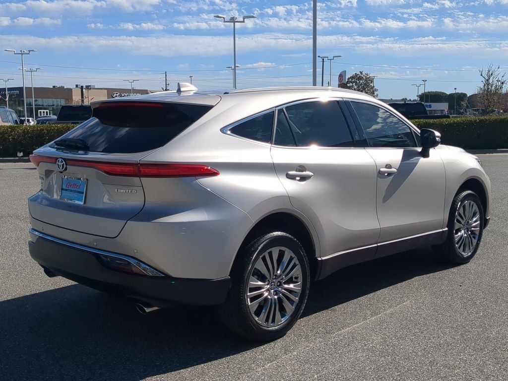 2023 Toyota Venza LE