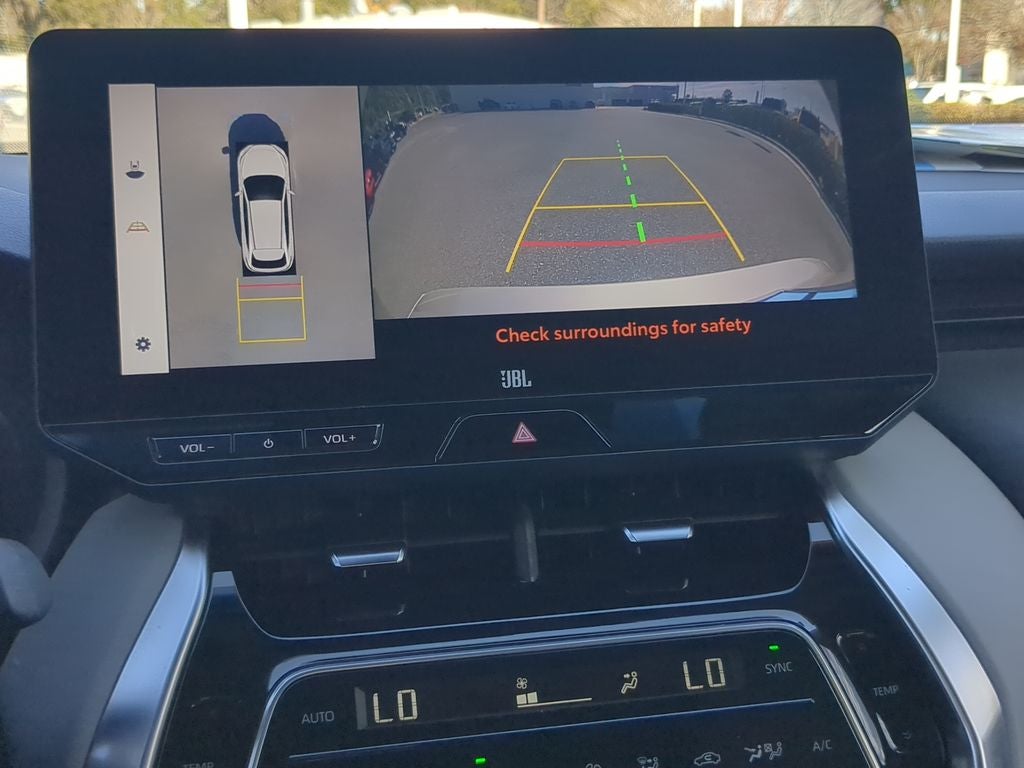 2023 Toyota Venza LE