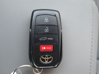 2023 Toyota Venza LE