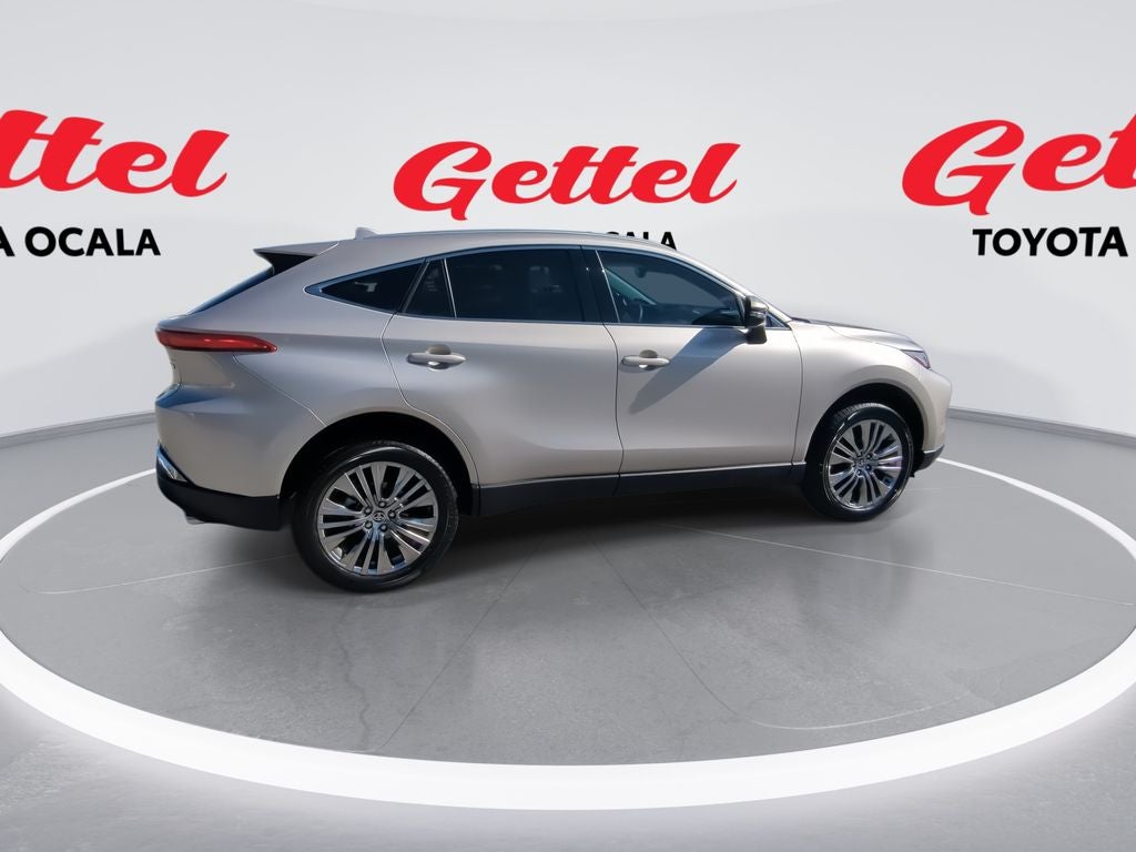 2023 Toyota Venza LE