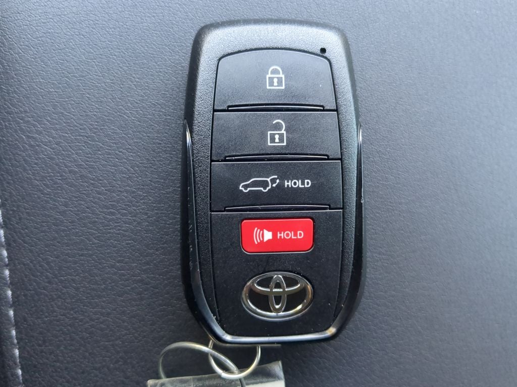 2024 Toyota Venza XLE