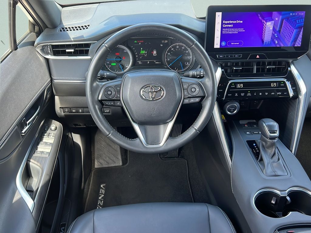 2023 Toyota Venza Nightshade