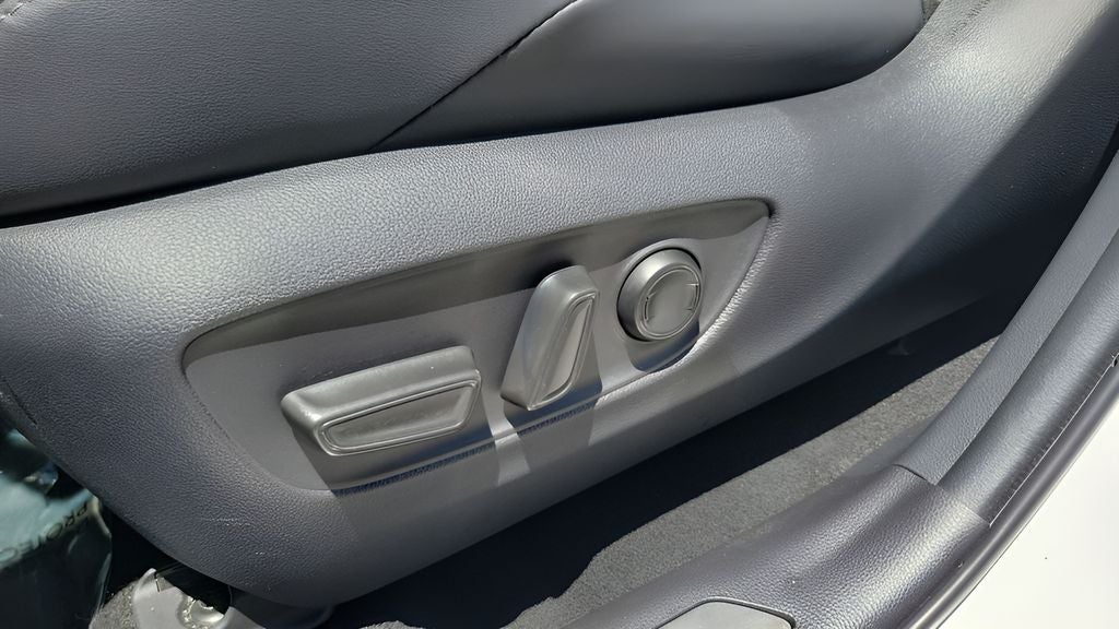 2024 Toyota Venza XLE