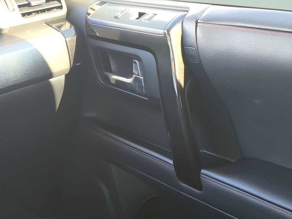 2020 Toyota 4RUNNER TRD Off-Road