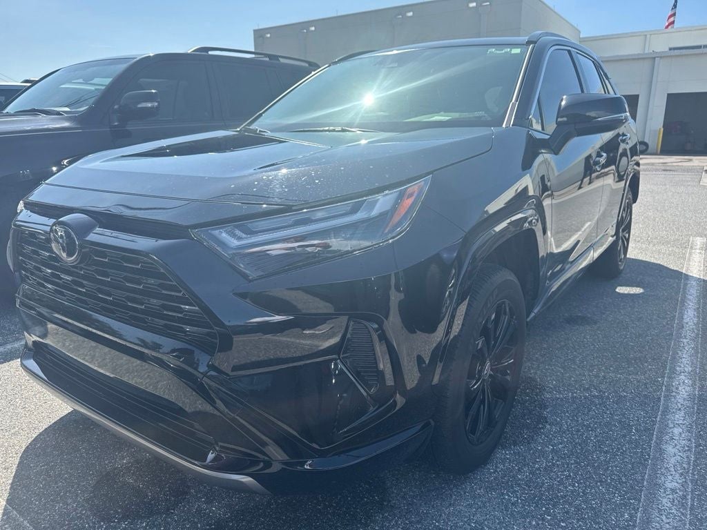 2025 Toyota RAV4 Hybrid SE
