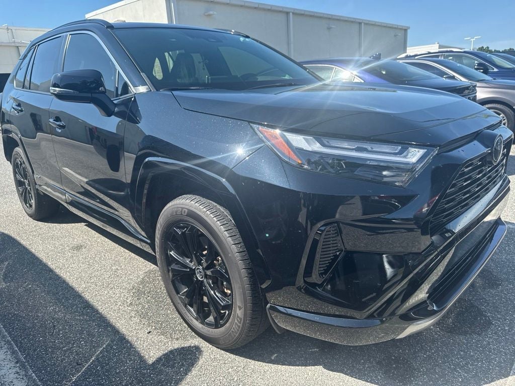 2025 Toyota RAV4 Hybrid SE