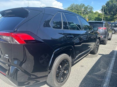 2025 Toyota RAV4 Hybrid SE