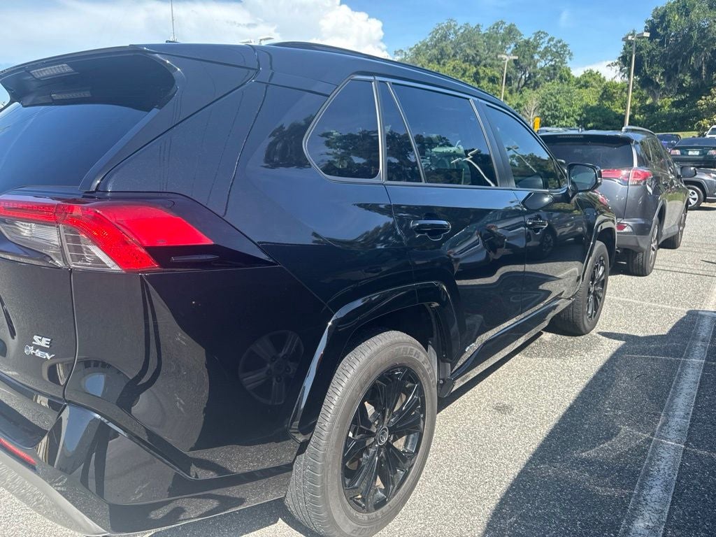 2025 Toyota RAV4 Hybrid SE