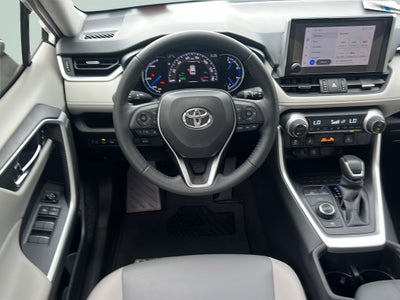 2023 Toyota RAV4 Hybrid XLE Premium