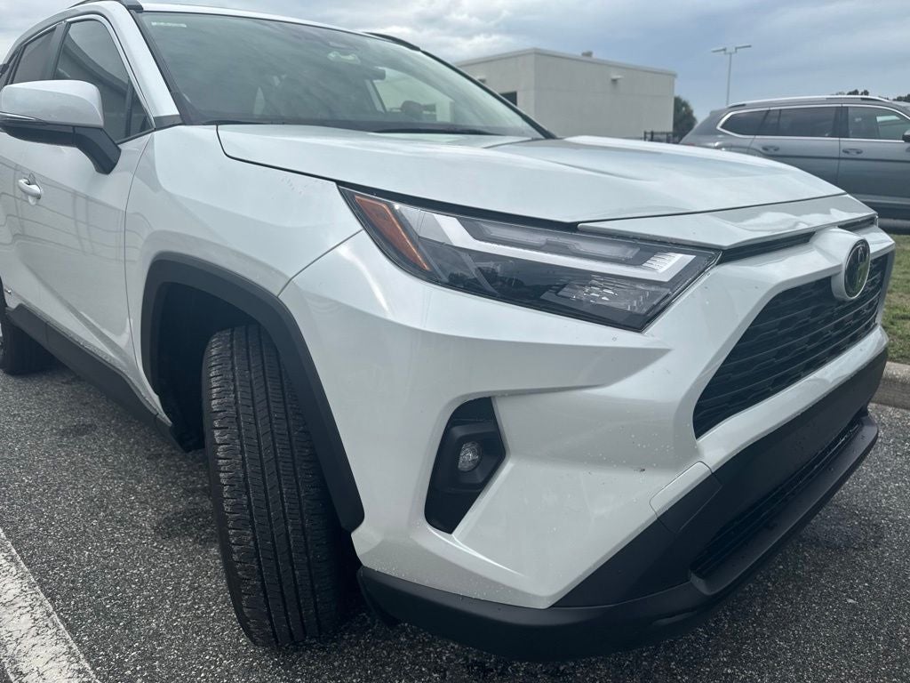 2025 Toyota RAV4 Hybrid XLE Premium
