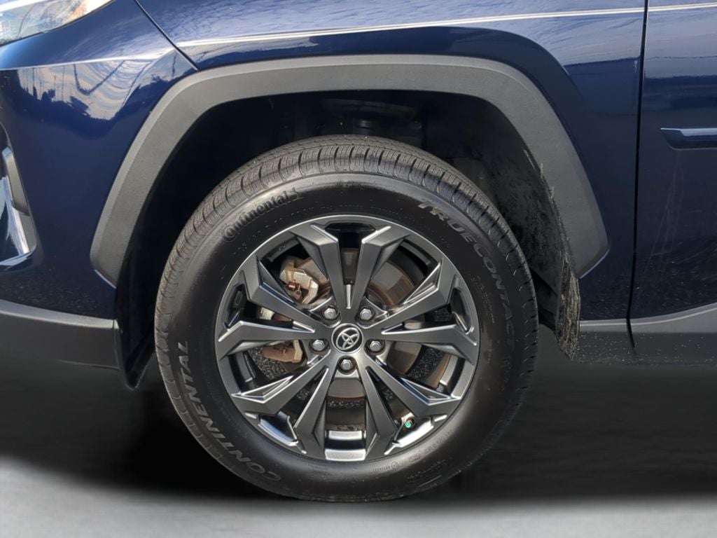 2024 Toyota RAV4 HYBRID XLE Premium