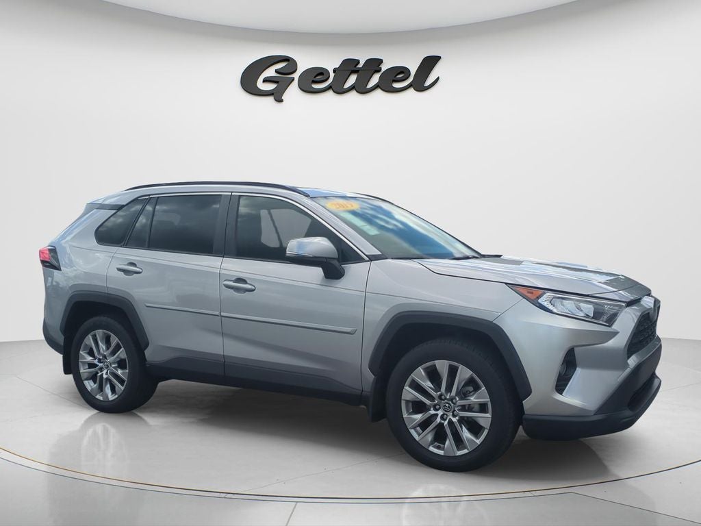 2019 Toyota RAV4 XLE Premium