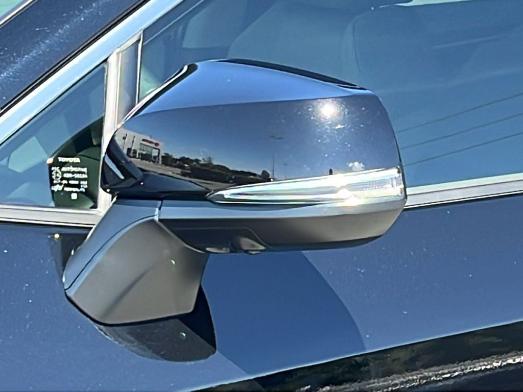 2025 Toyota RAV4 HYBRID Limited