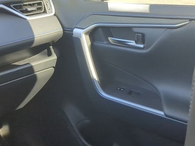 2019 Toyota RAV4 HYBRID XSE