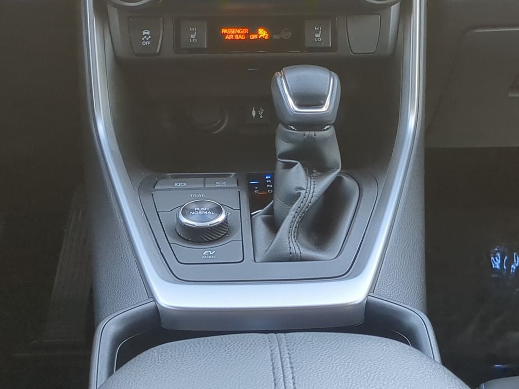 2019 Toyota RAV4 HYBRID XSE