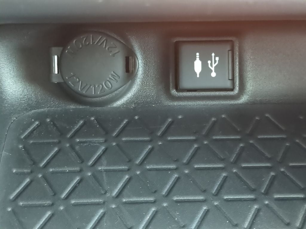 2019 Toyota RAV4 HYBRID XSE