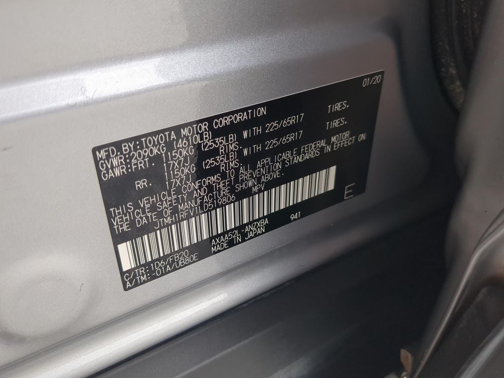 2020 Toyota RAV4 LE