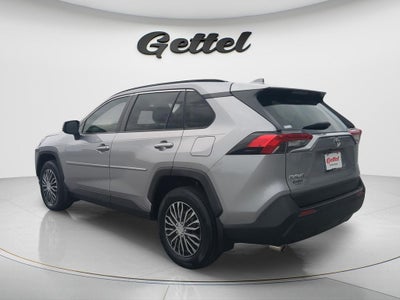 2020 Toyota RAV4 LE