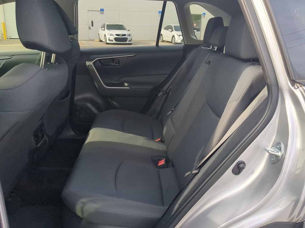 2021 Toyota RAV4 HYBRID LE