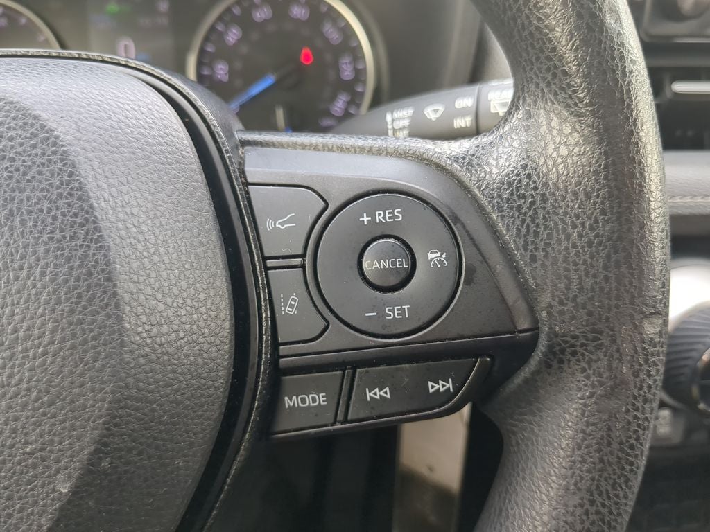 2021 Toyota RAV4 HYBRID LE