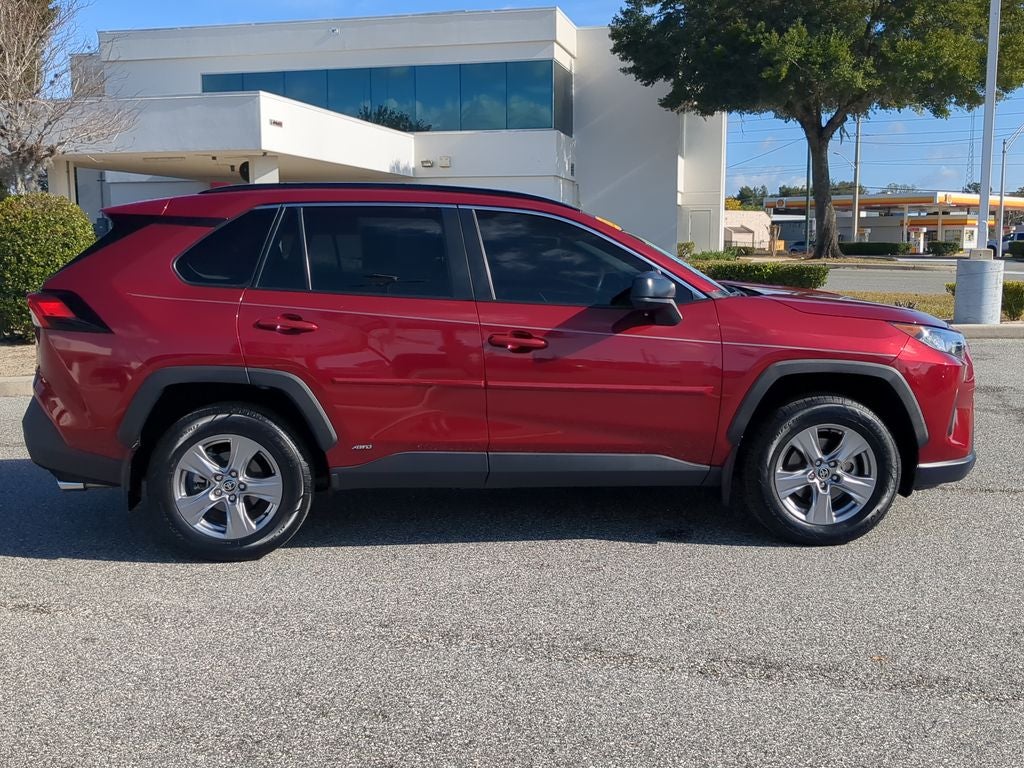 2022 Toyota RAV4 HYBRID LE