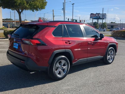 2022 Toyota RAV4 HYBRID LE