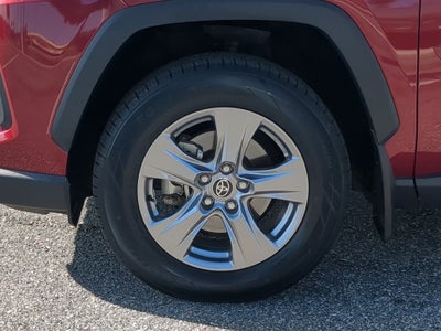 2022 Toyota RAV4 HYBRID LE