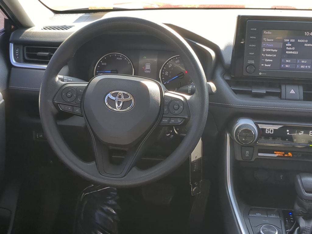2022 Toyota RAV4 HYBRID LE