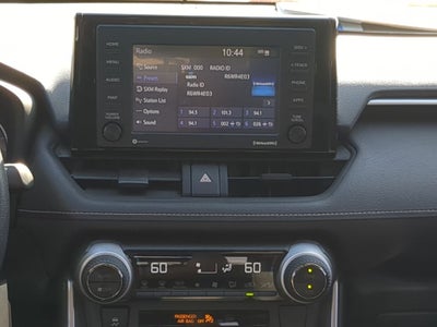 2022 Toyota RAV4 HYBRID LE