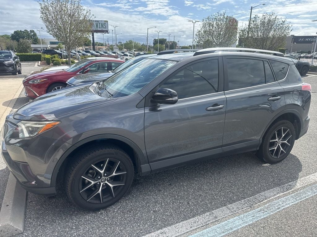 2018 Toyota RAV4 SE