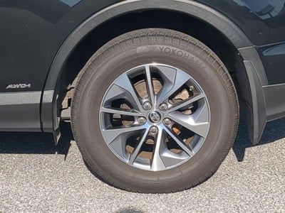 2016 Toyota RAV4 HYBRID XLE
