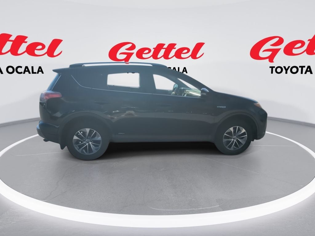 2016 Toyota RAV4 HYBRID XLE