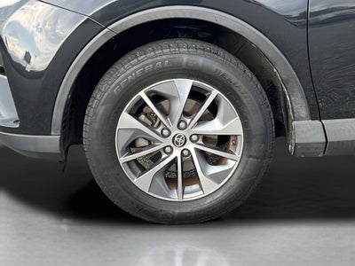 2017 Toyota RAV4 Hybrid XLE