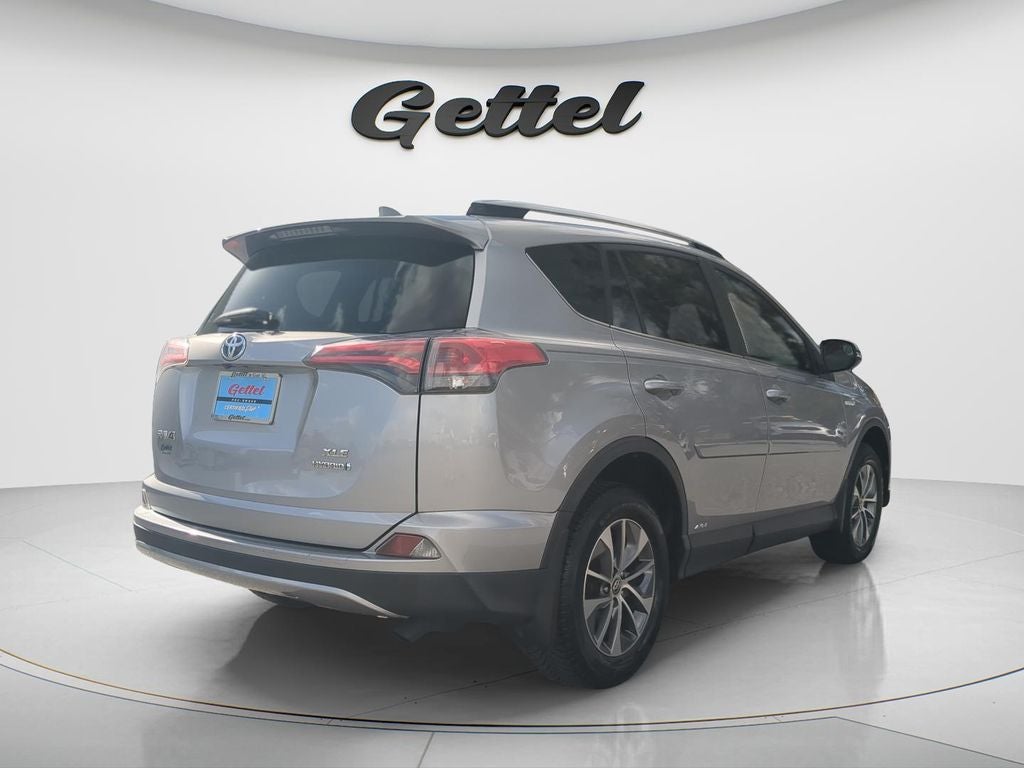 2018 Toyota RAV4 HYBRID XLE