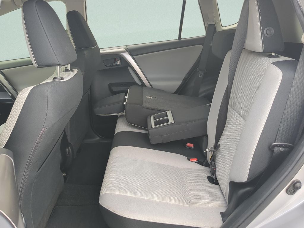 2018 Toyota RAV4 HYBRID XLE