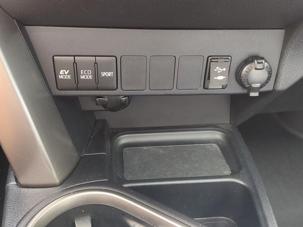 2018 Toyota RAV4 HYBRID XLE