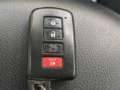 2018 Toyota RAV4 HYBRID XLE