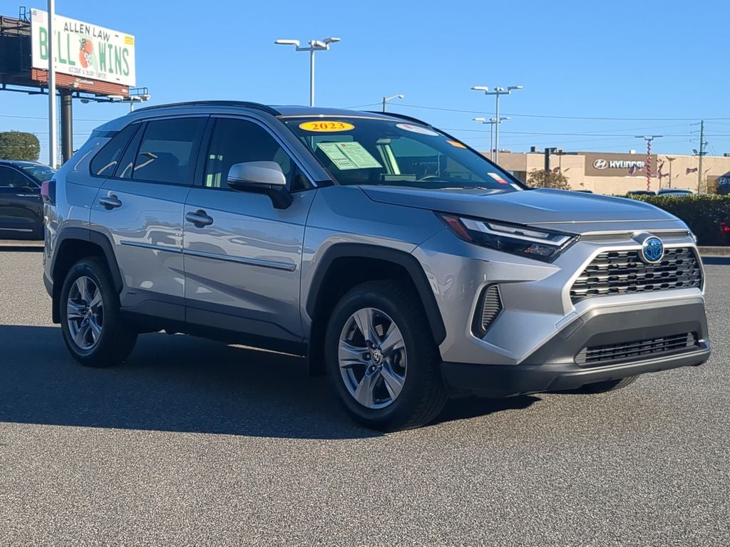 2023 Toyota RAV4 HYBRID XLE