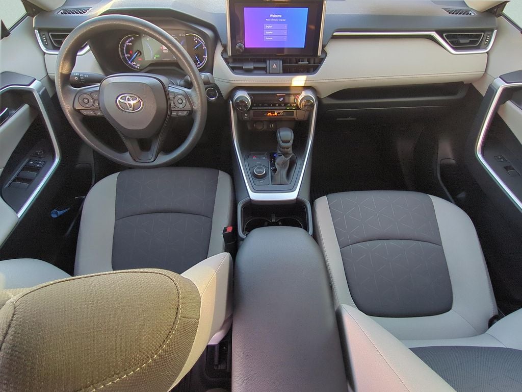 2025 Toyota RAV4 HYBRID XLE