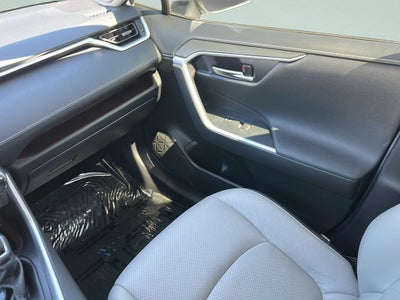 2020 Toyota RAV4 Limited