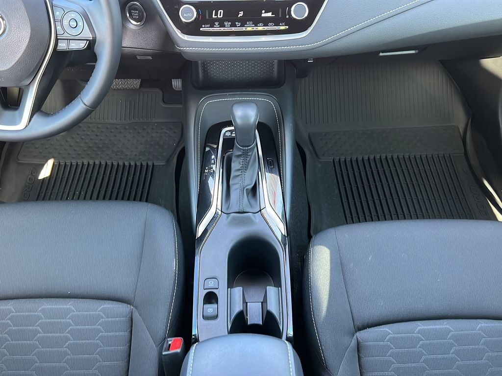 2025 Toyota Corolla Hatchback SE