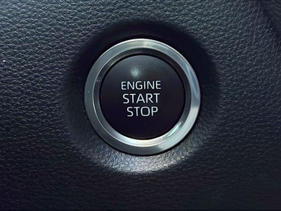 2025 Toyota Corolla Hatchback SE