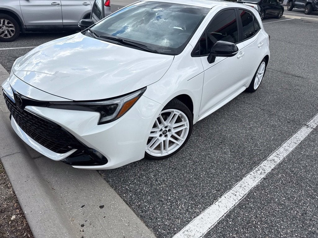 2026 Toyota Corolla Hatchback SE
