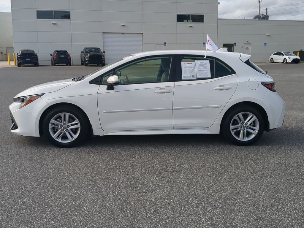 2022 Toyota COROLLA HATCHBACK SE