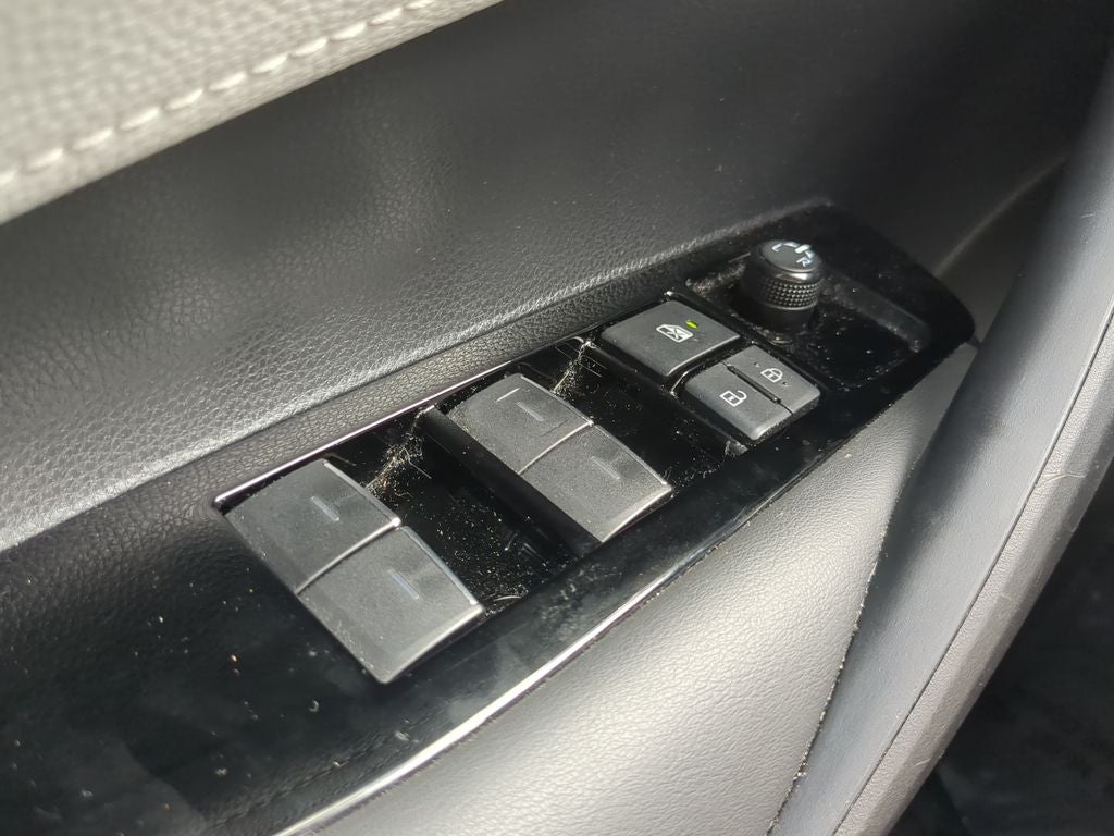 2022 Toyota COROLLA HATCHBACK SE