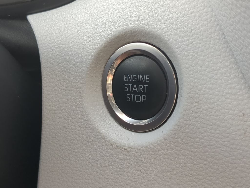 2022 Toyota COROLLA HATCHBACK SE